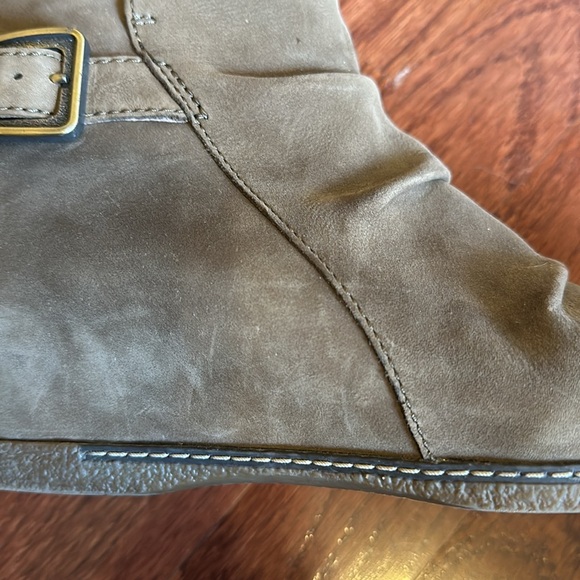 Dansko Burnished Nubuck Lia Wedge Bootie Size 40 (9.5) - Picture 11 of 14